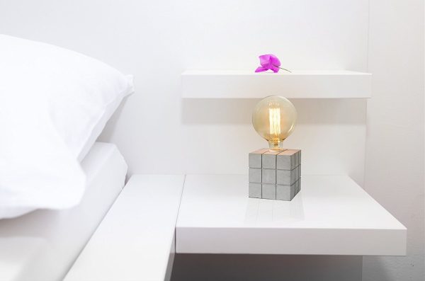 small-bedside-table-lamps-600x397